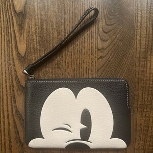 NWT Disney x Coach Corner Zip Wristlet With Wink Mickey Mouse